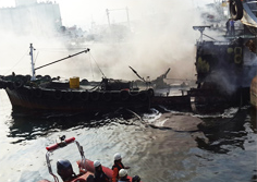 5물량장 폭발사고로 인한 해양오염 방제작업